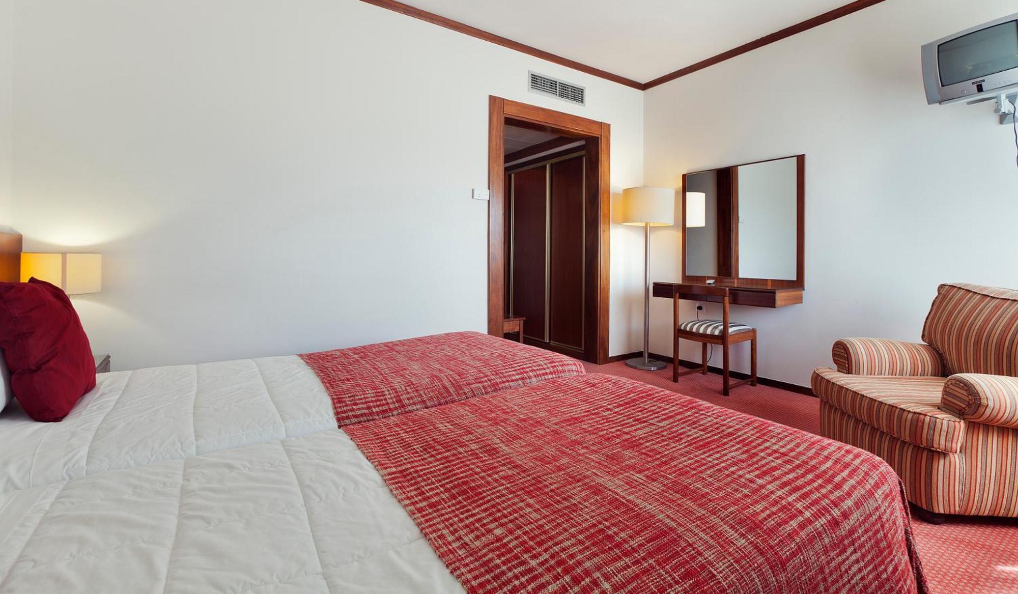 Hotel Lux Mundi Fátima Extérieur photo